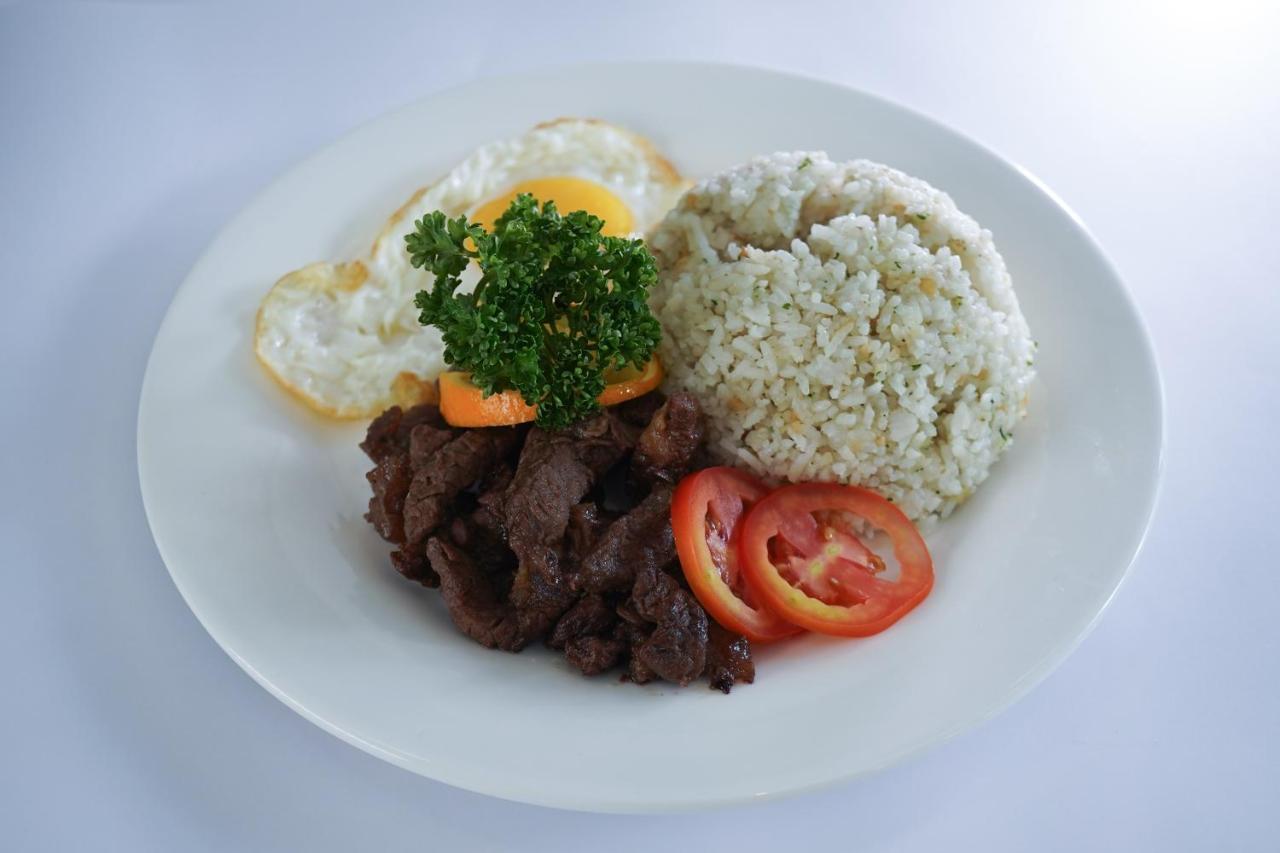 La Bella Boutique Hotel Tagaytay City Екстериор снимка