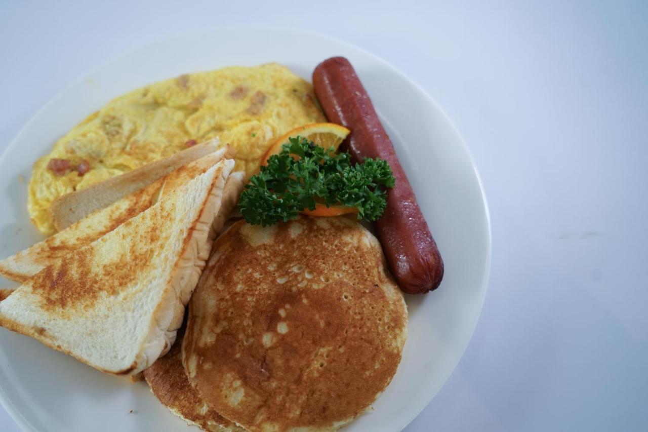 La Bella Boutique Hotel Tagaytay City Екстериор снимка